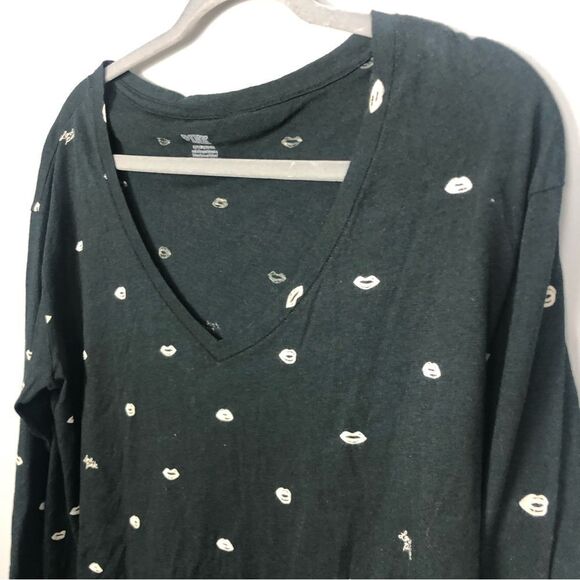 VICTORIA’S SECRET PINK | Girlfriend Lip Print Long Sleeve Crop Tee Women’s Small - Picture 3 of 7